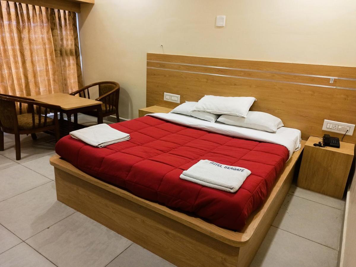 Hotel Seagate Velankanni Luaran gambar