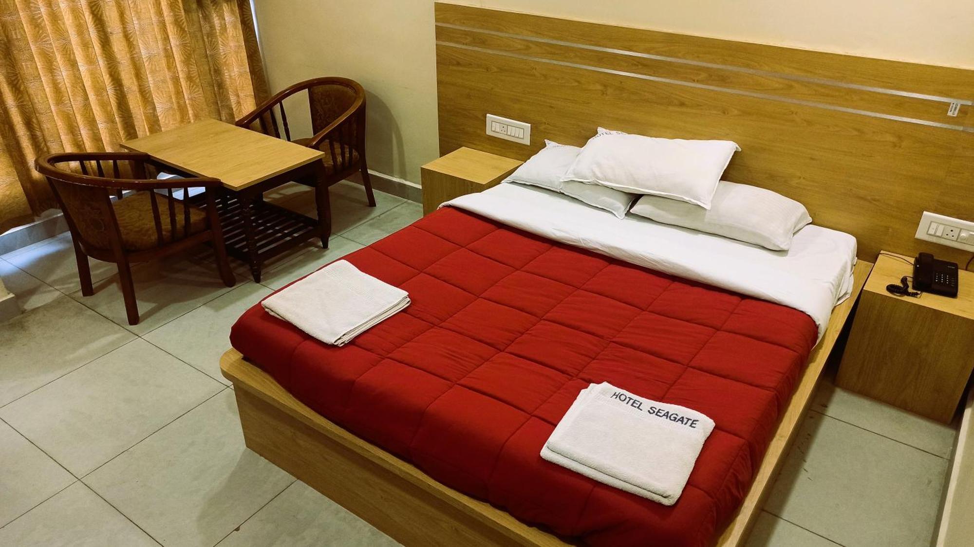 Hotel Seagate Velankanni Luaran gambar