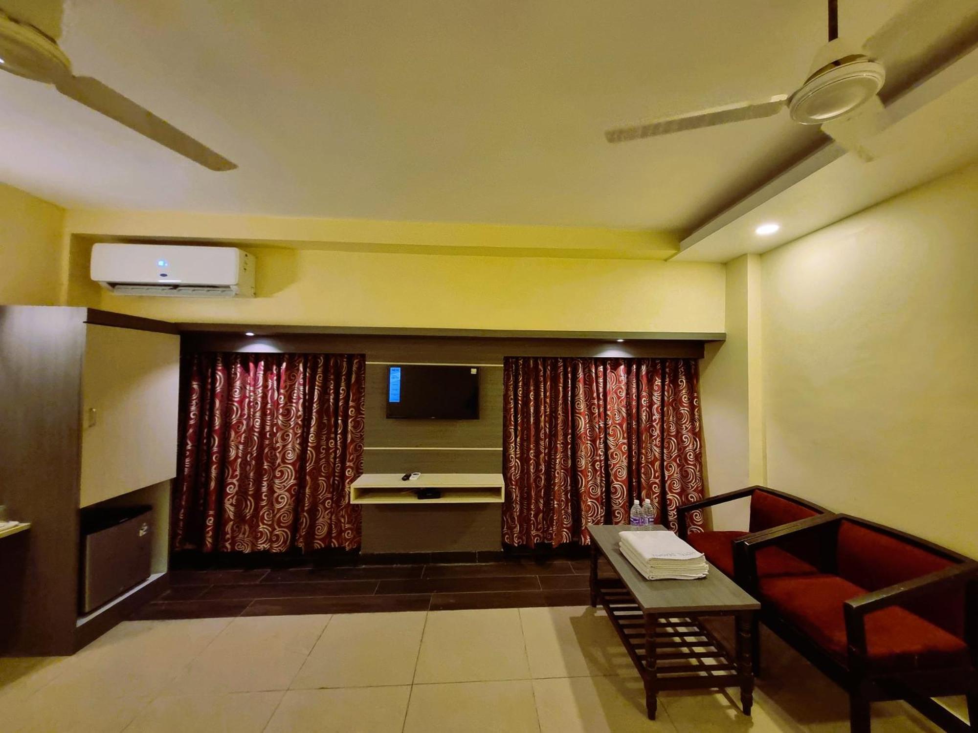 Hotel Seagate Velankanni Luaran gambar