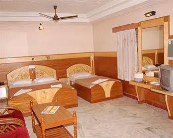 Hotel Seagate Velankanni Luaran gambar